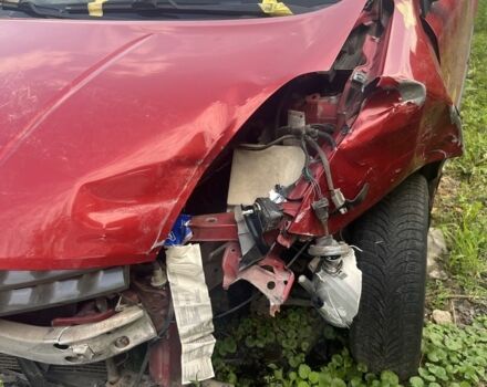 Червоний Ніссан Ноут, об'ємом двигуна 1.4 л та пробігом 120 тис. км за 2000 $, фото 15 на Automoto.ua