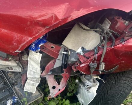 Ниссан Ноут 2007 в Виннице на Automoto.ua Красный Ниссан Ноут, объемом двигателя 1.4 л и пробегом 120 тыс. км за 2000 $, фото 18 на Automoto.ua