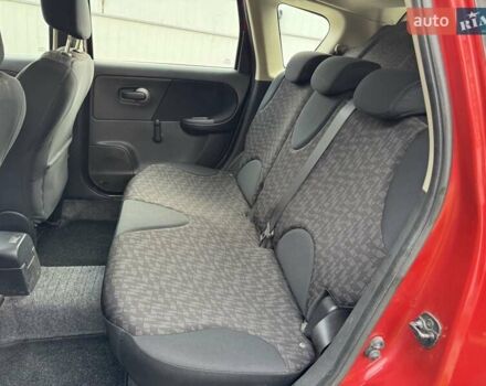 Красный Ниссан Ноут, объемом двигателя 1.4 л и пробегом 120 тыс. км за 3750 $, фото 7 на Automoto.ua