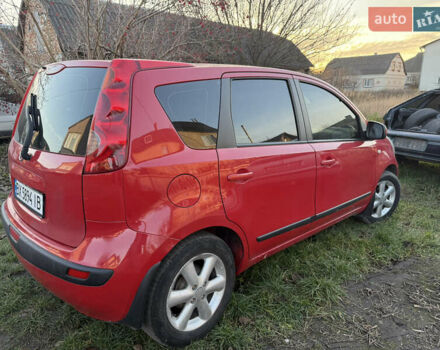 Красный Ниссан Ноут, объемом двигателя 1.39 л и пробегом 373 тыс. км за 2999 $, фото 2 на Automoto.ua