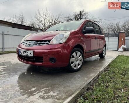 Красный Ниссан Ноут, объемом двигателя 1.4 л и пробегом 120 тыс. км за 3750 $, фото 1 на Automoto.ua