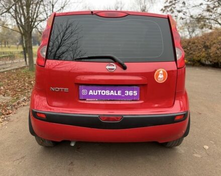 Красный Ниссан Ноут, объемом двигателя 1.6 л и пробегом 240 тыс. км за 4750 $, фото 3 на Automoto.ua