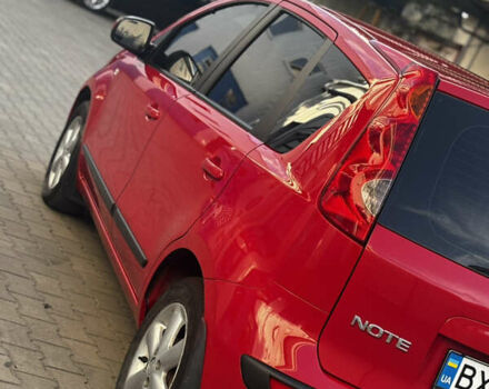 Червоний Ніссан Ноут, об'ємом двигуна 1.39 л та пробігом 320 тис. км за 3600 $, фото 6 на Automoto.ua