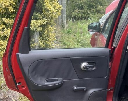 Червоний Ніссан Ноут, об'ємом двигуна 1.4 л та пробігом 120 тис. км за 2000 $, фото 3 на Automoto.ua