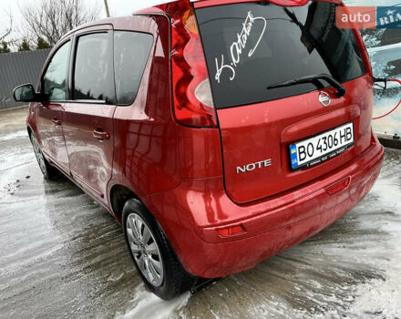 Красный Ниссан Ноут, объемом двигателя 1.6 л и пробегом 223 тыс. км за 5350 $, фото 2 на Automoto.ua