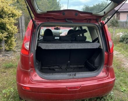 Червоний Ніссан Ноут, об'ємом двигуна 1.4 л та пробігом 120 тис. км за 2000 $, фото 2 на Automoto.ua