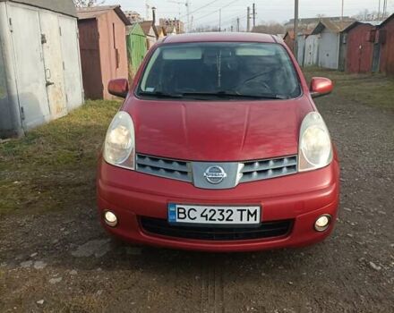 Красный Ниссан Ноут, объемом двигателя 1.5 л и пробегом 228 тыс. км за 4600 $, фото 4 на Automoto.ua