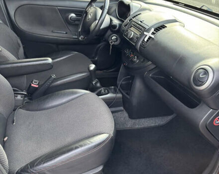 Ниссан Ноут 2008 в Киеве на Automoto.ua Красный Ниссан Ноут, объемом двигателя 1.6 л и пробегом 260 тыс. км за 5250 $, фото 15 на Automoto.ua