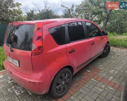 Красный Ниссан Ноут, объемом двигателя 1.4 л и пробегом 255 тыс. км за 3800 $, фото 4 на Automoto.ua