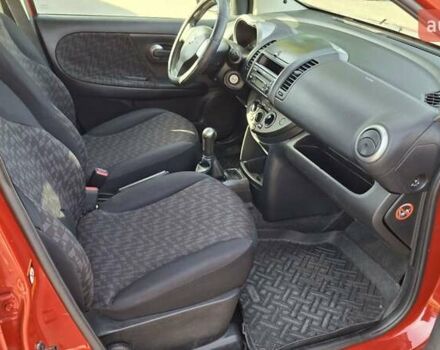 Красный Ниссан Ноут, объемом двигателя 1.6 л и пробегом 224 тыс. км за 5400 $, фото 3 на Automoto.ua