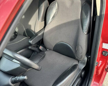 Ниссан Ноут 2008 в Киеве на Automoto.ua Красный Ниссан Ноут, объемом двигателя 1.6 л и пробегом 260 тыс. км за 5250 $, фото 39 на Automoto.ua