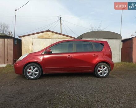 Красный Ниссан Ноут, объемом двигателя 1.5 л и пробегом 228 тыс. км за 4600 $, фото 2 на Automoto.ua