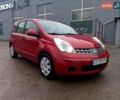 Красный Ниссан Ноут, объемом двигателя 1.4 л и пробегом 220 тыс. км за 5300 $, фото 2 на Automoto.ua