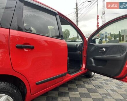 Червоний Ніссан Ноут, об'ємом двигуна 1.4 л та пробігом 28 тис. км за 4800 $, фото 1 на Automoto.ua