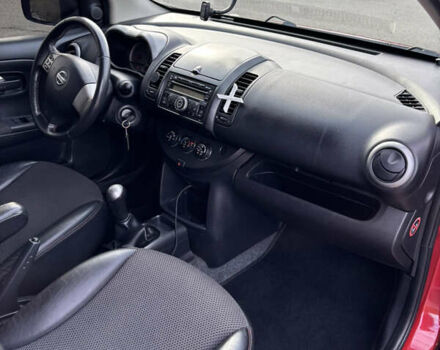 Ниссан Ноут 2008 в Киеве на Automoto.ua Красный Ниссан Ноут, объемом двигателя 1.6 л и пробегом 260 тыс. км за 5250 $, фото 16 на Automoto.ua