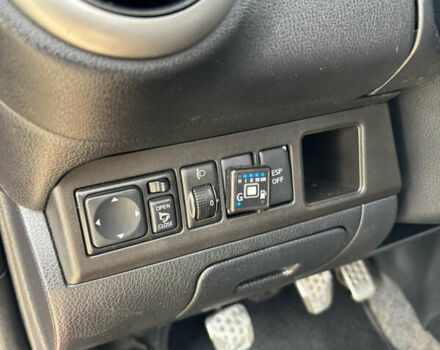 Ниссан Ноут 2008 в Киеве на Automoto.ua Красный Ниссан Ноут, объемом двигателя 1.6 л и пробегом 260 тыс. км за 5250 $, фото 32 на Automoto.ua