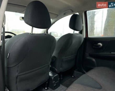 Красный Ниссан Ноут, объемом двигателя 1.39 л и пробегом 258 тыс. км за 6000 $, фото 32 на Automoto.ua