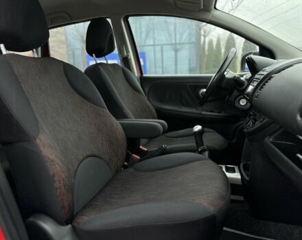 Червоний Ніссан Ноут, об'ємом двигуна 1.4 л та пробігом 258 тис. км за 6000 $, фото 6 на Automoto.ua