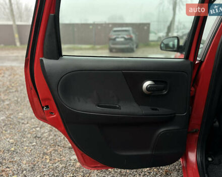 Красный Ниссан Ноут, объемом двигателя 1.39 л и пробегом 258 тыс. км за 6000 $, фото 31 на Automoto.ua