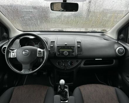 Червоний Ніссан Ноут, об'ємом двигуна 1.4 л та пробігом 258 тис. км за 6000 $, фото 7 на Automoto.ua