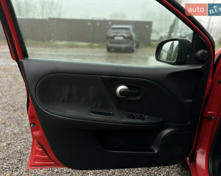 Красный Ниссан Ноут, объемом двигателя 1.39 л и пробегом 258 тыс. км за 6000 $, фото 18 на Automoto.ua