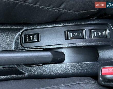 Червоний Ніссан Ноут, об'ємом двигуна 1.39 л та пробігом 139 тис. км за 5600 $, фото 56 на Automoto.ua