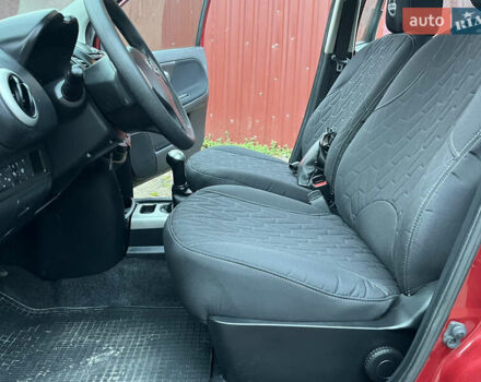 Червоний Ніссан Ноут, об'ємом двигуна 1.39 л та пробігом 139 тис. км за 5600 $, фото 62 на Automoto.ua