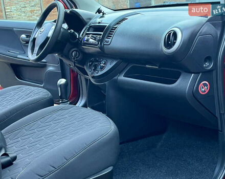 Червоний Ніссан Ноут, об'ємом двигуна 1.39 л та пробігом 139 тис. км за 5600 $, фото 65 на Automoto.ua