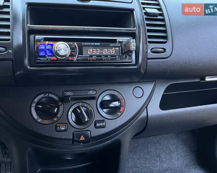 Червоний Ніссан Ноут, об'ємом двигуна 1.39 л та пробігом 139 тис. км за 5600 $, фото 57 на Automoto.ua