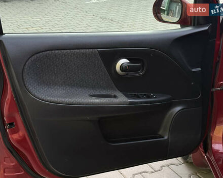 Красный Ниссан Ноут, объемом двигателя 1.5 л и пробегом 82 тыс. км за 7200 $, фото 28 на Automoto.ua