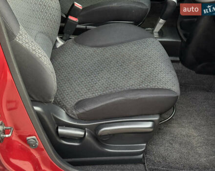 Червоний Ніссан Ноут, об'ємом двигуна 1.5 л та пробігом 82 тис. км за 7500 $, фото 53 на Automoto.ua