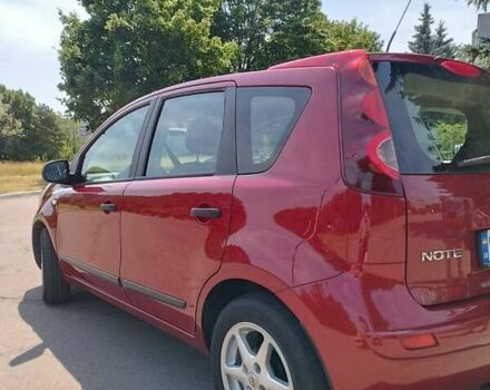 Красный Ниссан Ноут, объемом двигателя 1.5 л и пробегом 168 тыс. км за 7300 $, фото 4 на Automoto.ua