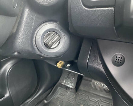 Красный Ниссан Ноут, объемом двигателя 1.6 л и пробегом 163 тыс. км за 8599 $, фото 36 на Automoto.ua