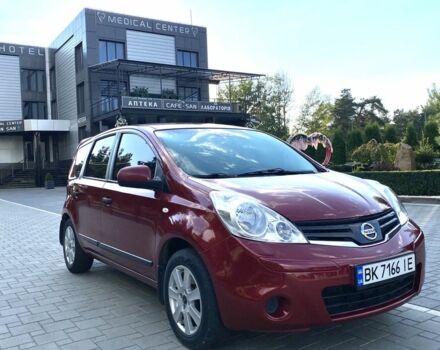 Червоний Ніссан Ноут, об'ємом двигуна 1.4 л та пробігом 160 тис. км за 5900 $, фото 2 на Automoto.ua