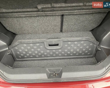 Красный Ниссан Ноут, объемом двигателя 1.6 л и пробегом 163 тыс. км за 8599 $, фото 26 на Automoto.ua