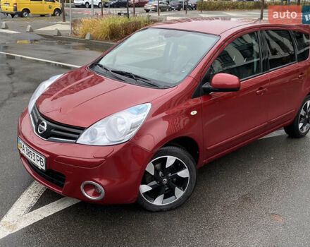 Красный Ниссан Ноут, объемом двигателя 1.6 л и пробегом 163 тыс. км за 8599 $, фото 2 на Automoto.ua