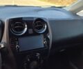 Красный Ниссан Ноут, объемом двигателя 1.2 л и пробегом 58 тыс. км за 11200 $, фото 24 на Automoto.ua