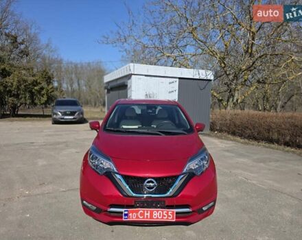 Красный Ниссан Ноут, объемом двигателя 1.2 л и пробегом 72 тыс. км за 12000 $, фото 1 на Automoto.ua