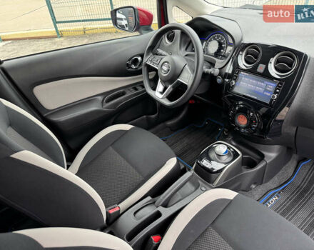 Красный Ниссан Ноут, объемом двигателя 1.2 л и пробегом 22 тыс. км за 12690 $, фото 31 на Automoto.ua