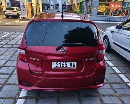 Красный Ниссан Ноут, объемом двигателя 1.2 л и пробегом 80 тыс. км за 13400 $, фото 8 на Automoto.ua