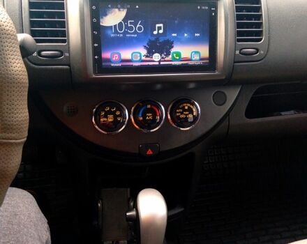 Красный Ниссан Ноут, объемом двигателя 1.6 л и пробегом 190 тыс. км за 5200 $, фото 4 на Automoto.ua