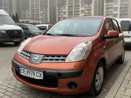 Красный Ниссан Ноут, объемом двигателя 1.6 л и пробегом 235 тыс. км за 5200 $, фото 1 на Automoto.ua