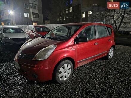 Красный Ниссан Ноут, объемом двигателя 1.4 л и пробегом 120 тыс. км за 4400 $, фото 1 на Automoto.ua
