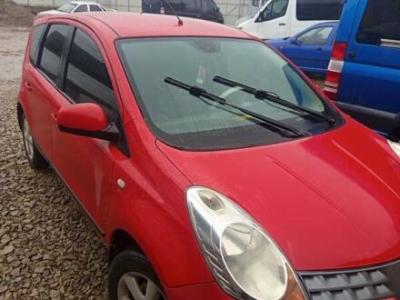 Червоний Ніссан Ноут, об'ємом двигуна 1.39 л та пробігом 250 тис. км за 3300 $, фото 1 на Automoto.ua