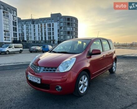 Красный Ниссан Ноут, объемом двигателя 1.6 л и пробегом 163 тыс. км за 6199 $, фото 1 на Automoto.ua