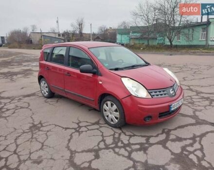 Красный Ниссан Ноут, объемом двигателя 1.39 л и пробегом 119 тыс. км за 3500 $, фото 1 на Automoto.ua