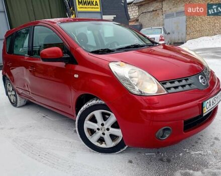 Красный Ниссан Ноут, объемом двигателя 1.6 л и пробегом 163 тыс. км за 4999 $, фото 1 на Automoto.ua
