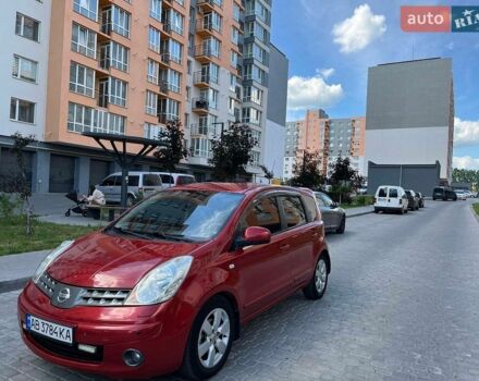 Красный Ниссан Ноут, объемом двигателя 1.6 л и пробегом 190 тыс. км за 5500 $, фото 1 на Automoto.ua