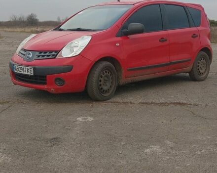 Червоний Ніссан Ноут, об'ємом двигуна 1.4 л та пробігом 290 тис. км за 2500 $, фото 1 на Automoto.ua