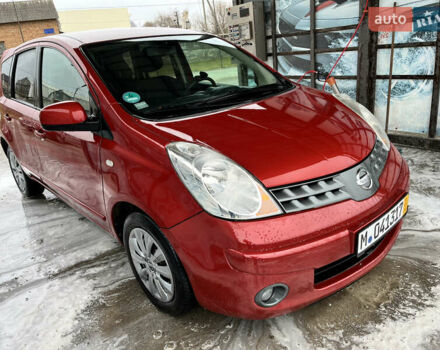 Красный Ниссан Ноут, объемом двигателя 1.6 л и пробегом 223 тыс. км за 5350 $, фото 1 на Automoto.ua